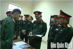 Tư lệnh Quân khu 1 kiểm tra kết quả thực hiện nhiệm vụ năm 2025 đối với các đơn vị trực thuộc Bộ Tham mưu.